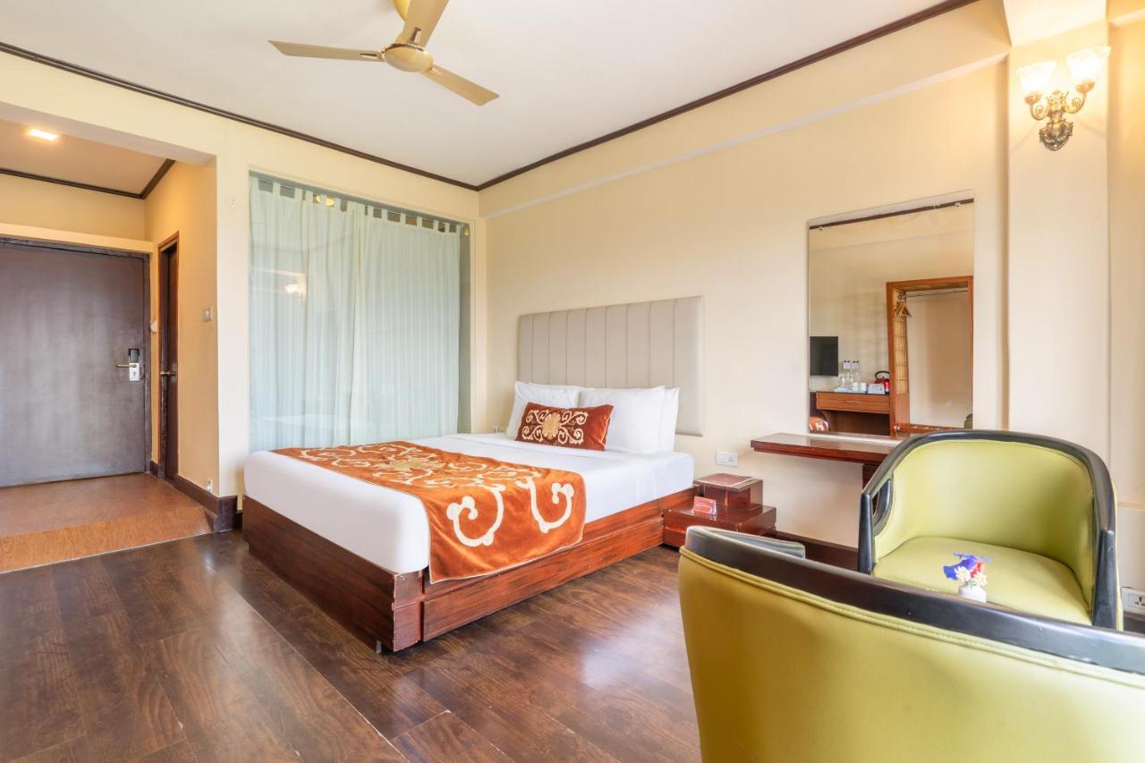 Summit Lillium Hotel & Spa Kalimpong Exteriör bild