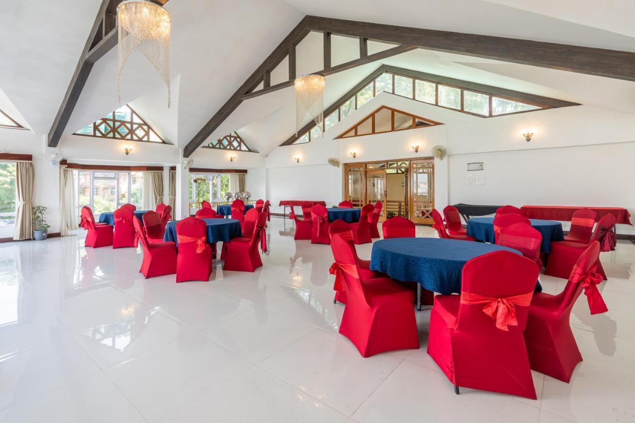 Summit Lillium Hotel & Spa Kalimpong Exteriör bild